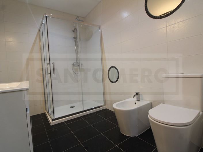 Image No.21-2 Bed House for sale