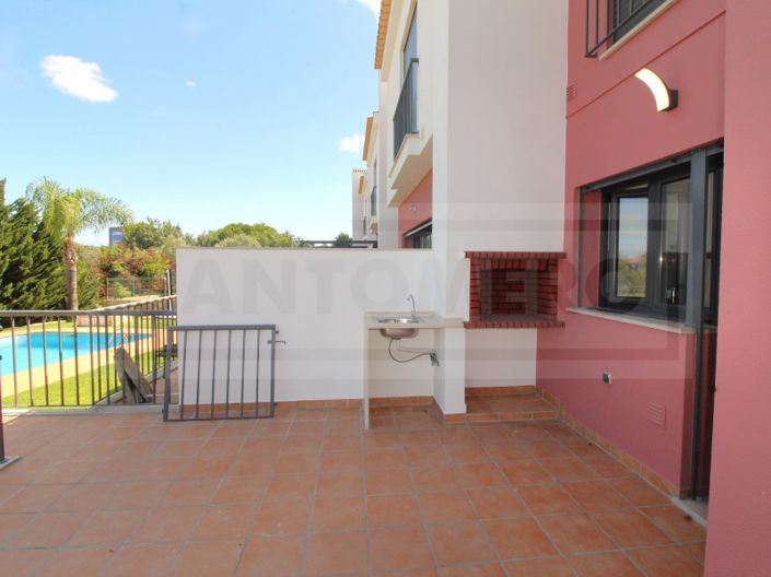 Image No.7-2 Bed House for sale