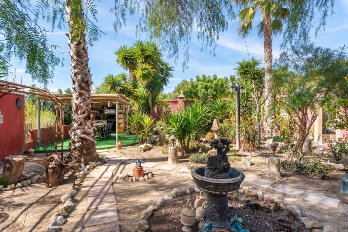 Image No.43-4 Bed Country Property for sale