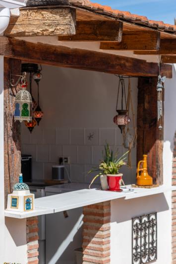 Image No.50-4 Bed Country Property for sale