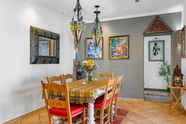 Image No.13-4 Bed Country Property for sale