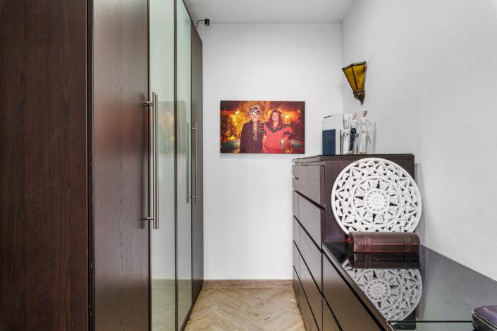 Image No.23-4 Bed Country Property for sale