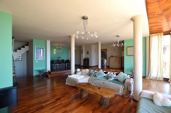 Image No.12-5 Bed Villa for sale