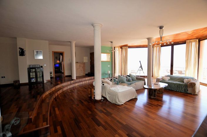 Image No.13-5 Bed Villa for sale