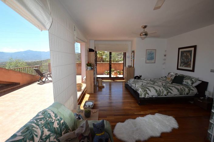 Image No.20-5 Bed Villa for sale