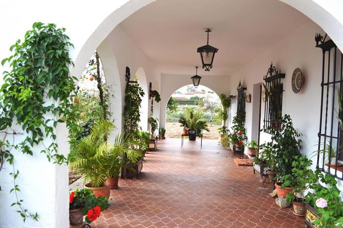 Image No.3-5 Bed Villa for sale