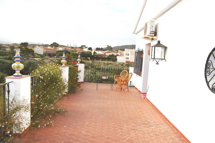 Image No.8-5 Bed Villa for sale