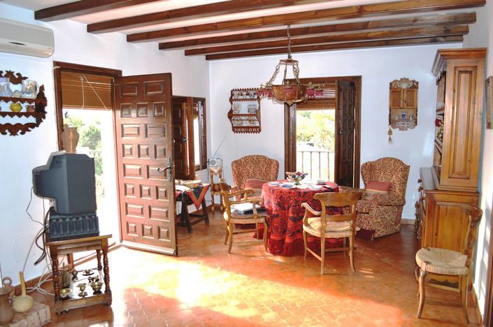 Image No.9-5 Bed Villa for sale