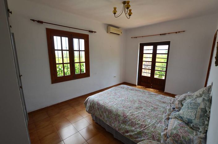 Image No.16-5 Bed Villa for sale