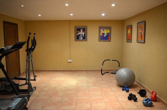 Image No.23-6 Bed Villa for sale