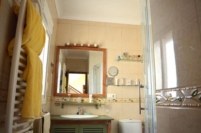 Image No.25-6 Bed Villa for sale