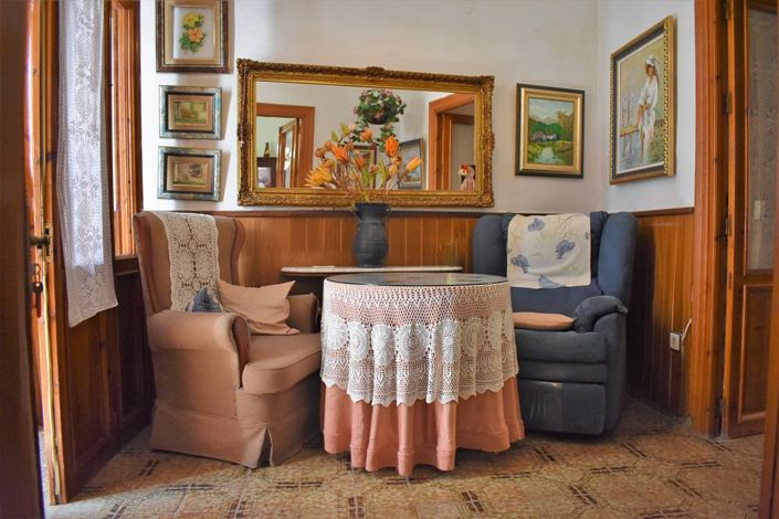 Image No.7-6 Bed Townhouse for sale