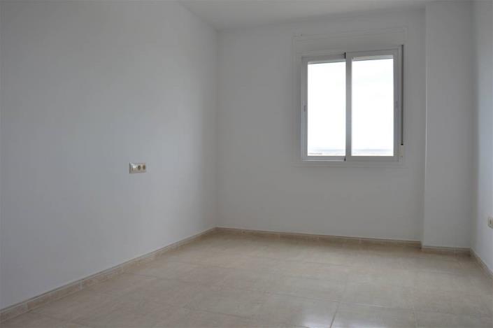 Image No.15-3 Bed Apartment for sale