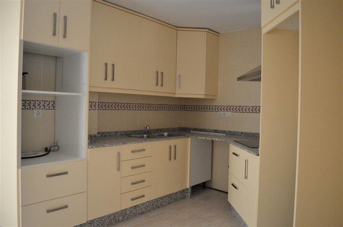Image No.12-3 Bed Apartment for sale