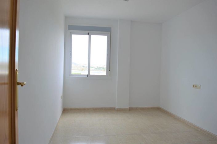 Image No.15-3 Bed Apartment for sale