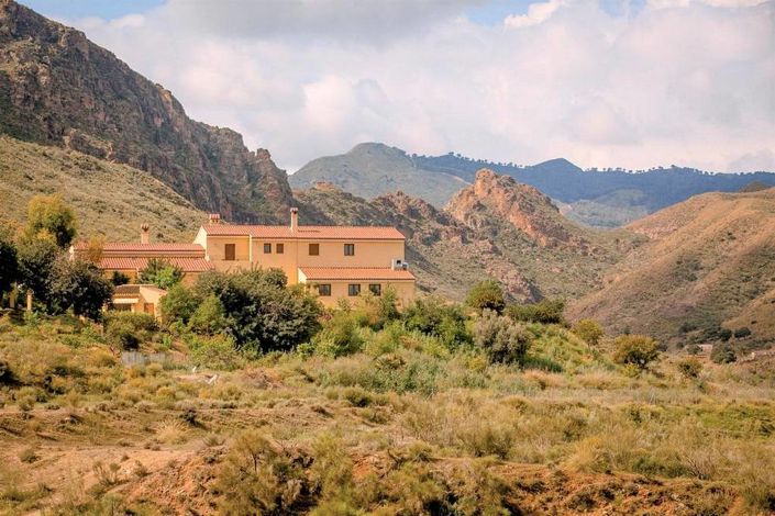 Image No.2-10 Bed Cortijo for sale