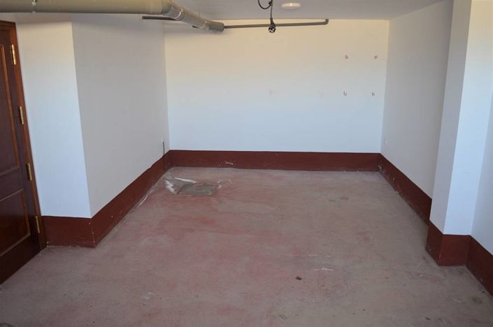 Image No.22-2 Bed Townhouse for sale