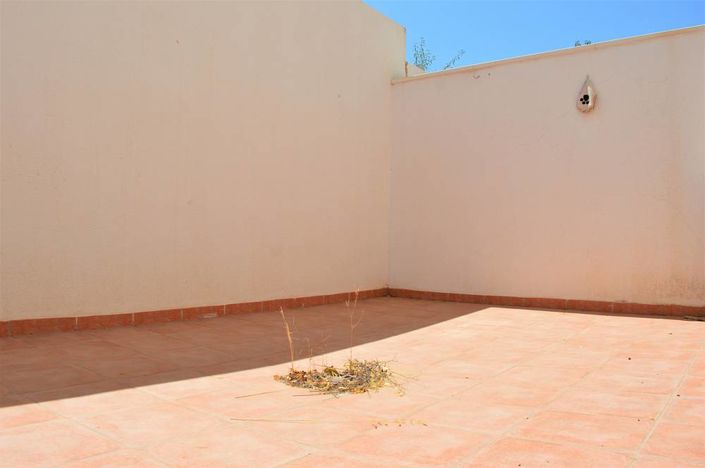 Image No.5-2 Bed Townhouse for sale