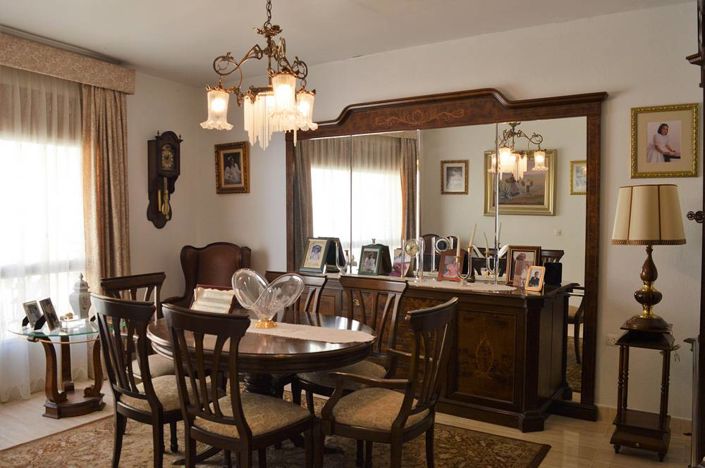 Image No.11-5 Bed Townhouse for sale