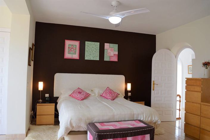 Image No.19-Villa de 4 chambres à vendre à Bédar