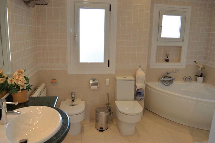 Image No.24-Villa de 4 chambres à vendre à Bédar