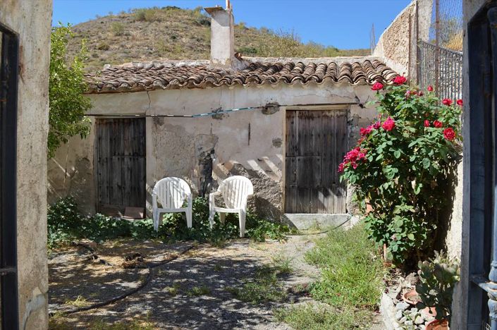 Image No.2-Cortijo for sale