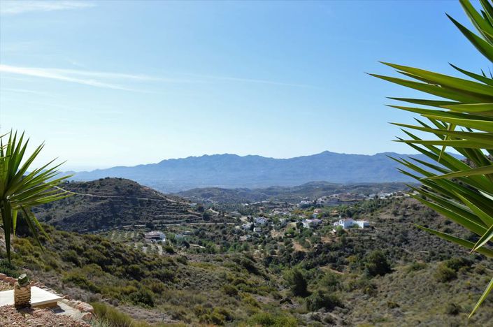 Image No.12-3 Bed Villa for sale