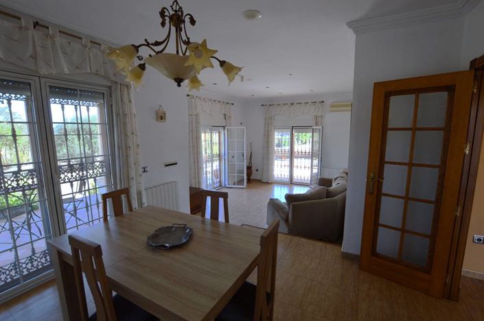 Image No.14-4 Bed Villa for sale