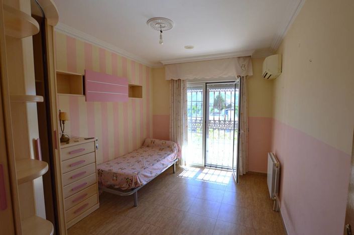 Image No.21-4 Bed Villa for sale