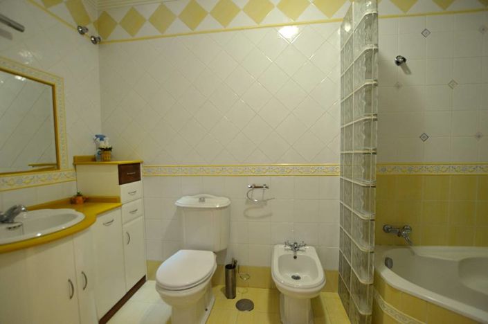 Image No.24-4 Bed Villa for sale