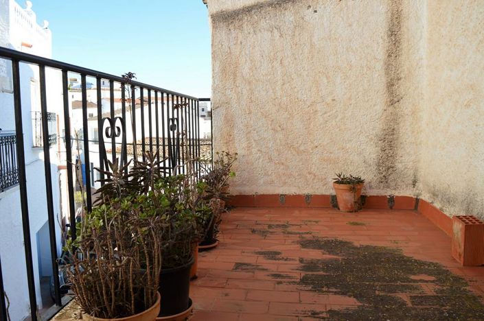 Image No.7-5 Bed Townhouse for sale