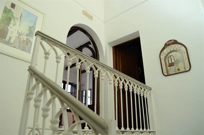 Image No.20-2 Bed Commercial for sale