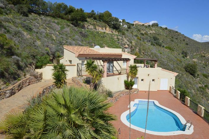 Image No.1-Villa de 3 chambres à vendre à Bédar