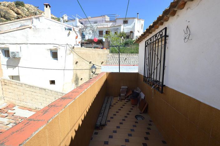 Image No.3-Maison de ville de 4 chambres à vendre à Lubrín