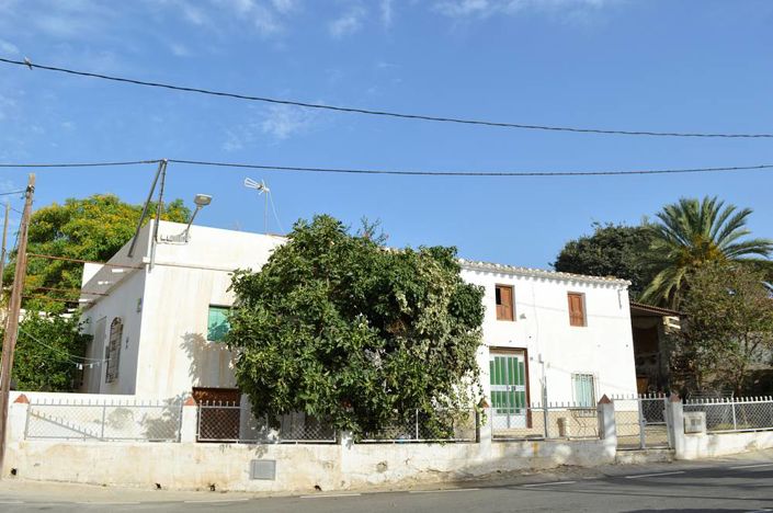 Image No.1-3 Bed Townhouse for sale