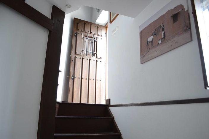 Image No.13-2 Bed Townhouse for sale