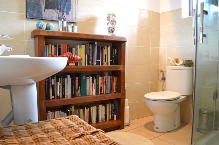 Image No.19-2 Bed Townhouse for sale