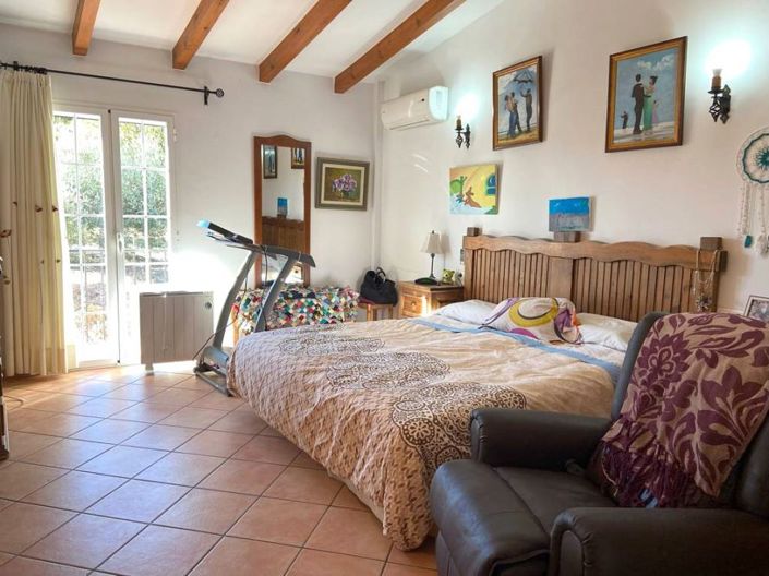 Image No.16-8 Bed Commercial for sale