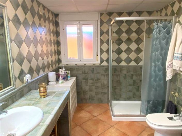 Image No.20-4 Bed Villa for sale