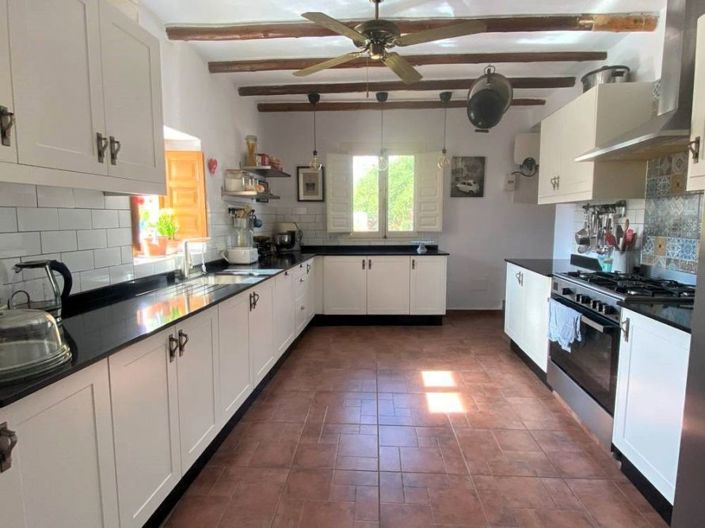 Image No.15-4 Bed Cortijo for sale