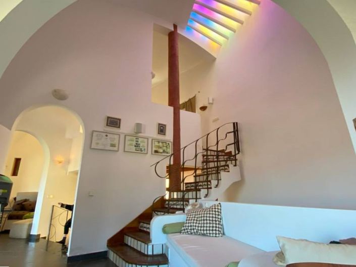 Image No.15-7 Bed Country House for sale