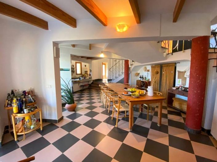 Image No.16-7 Bed Country House for sale