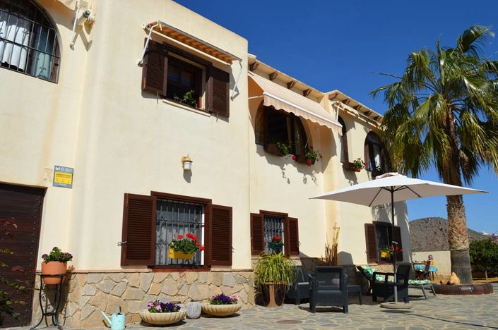 Image No.3-3 Bed Villa for sale