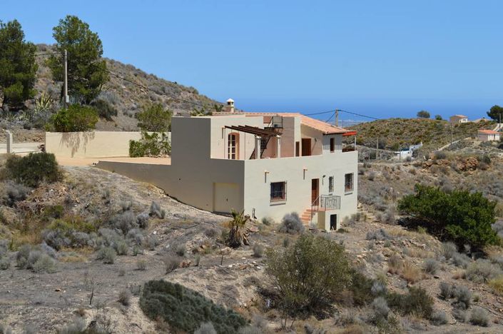 Image No.1-3 Bed Villa for sale
