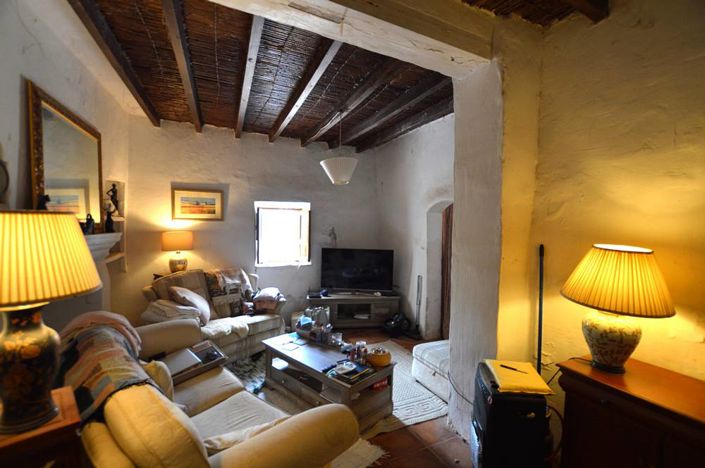 Image No.10-4 Bed Townhouse for sale