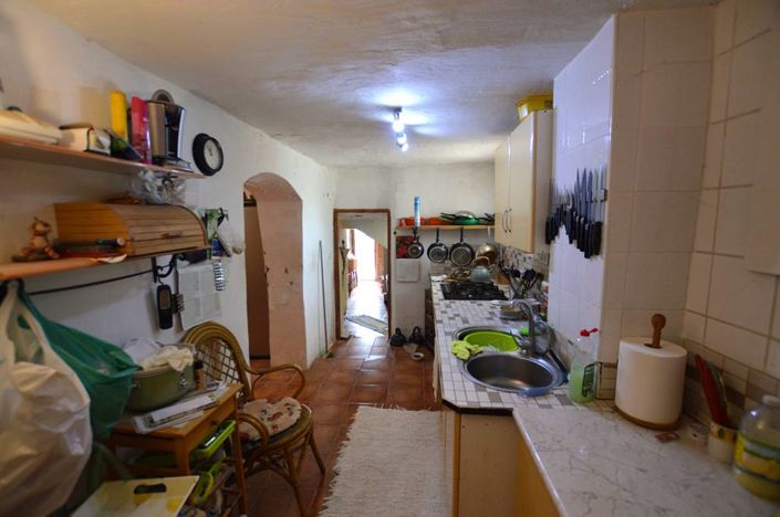 Image No.12-4 Bed Townhouse for sale