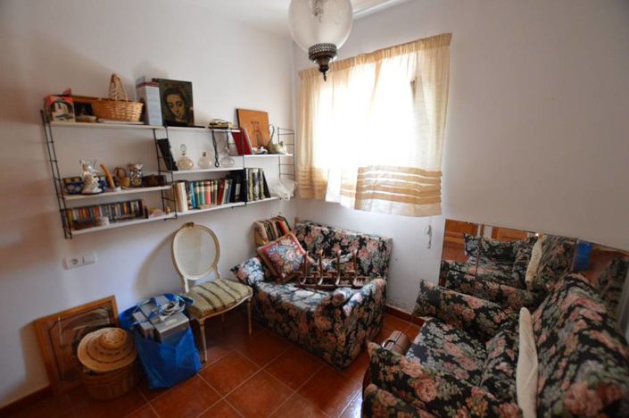 Image No.18-5 Bed Country House for sale