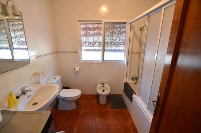 Image No.25-3 Bed Townhouse for sale