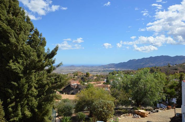 Image No.9-3 Bed Townhouse for sale