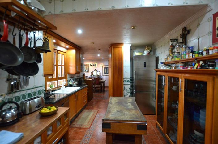 Image No.18-4 Bed Villa for sale